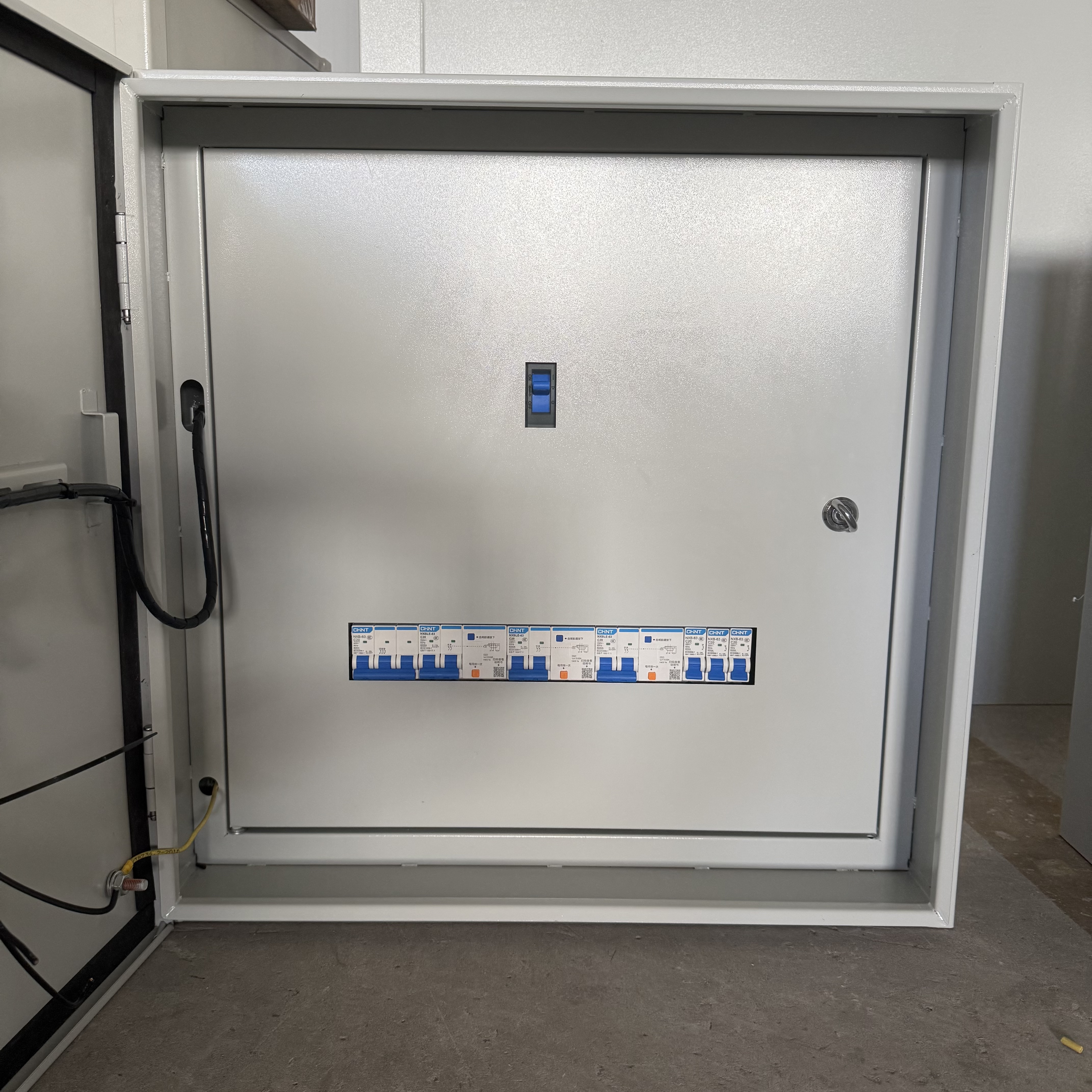 Double Layer Low Voltage Power Distribution Cabinet Indoor Electrical Distribution Box IP54 Industrial Switchgear Panel