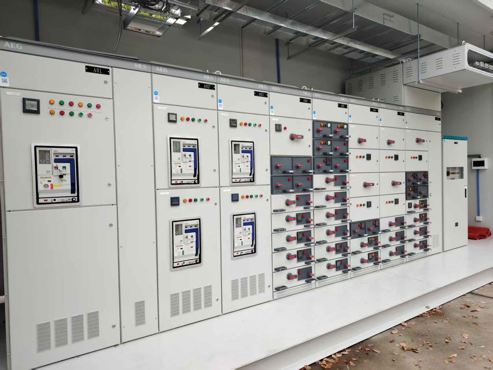 Outdoor Compact Prefabricated Substation Power Distribution Equipment HV MV 12KV 10KV Container Substation