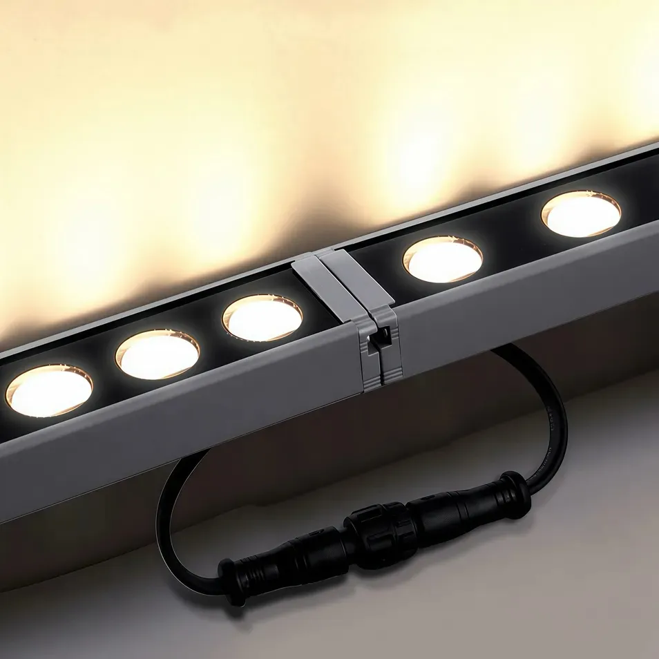 RGB Pixel LED Wall Washer