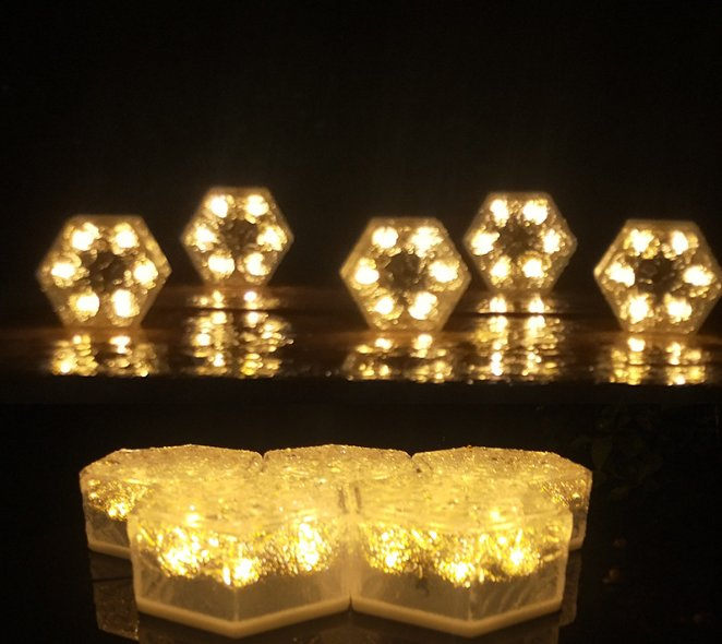 Brilliant-Dragon Outdoor Solar LED Lights Garden Crystal Glass Ice Brick Deck Ground Light