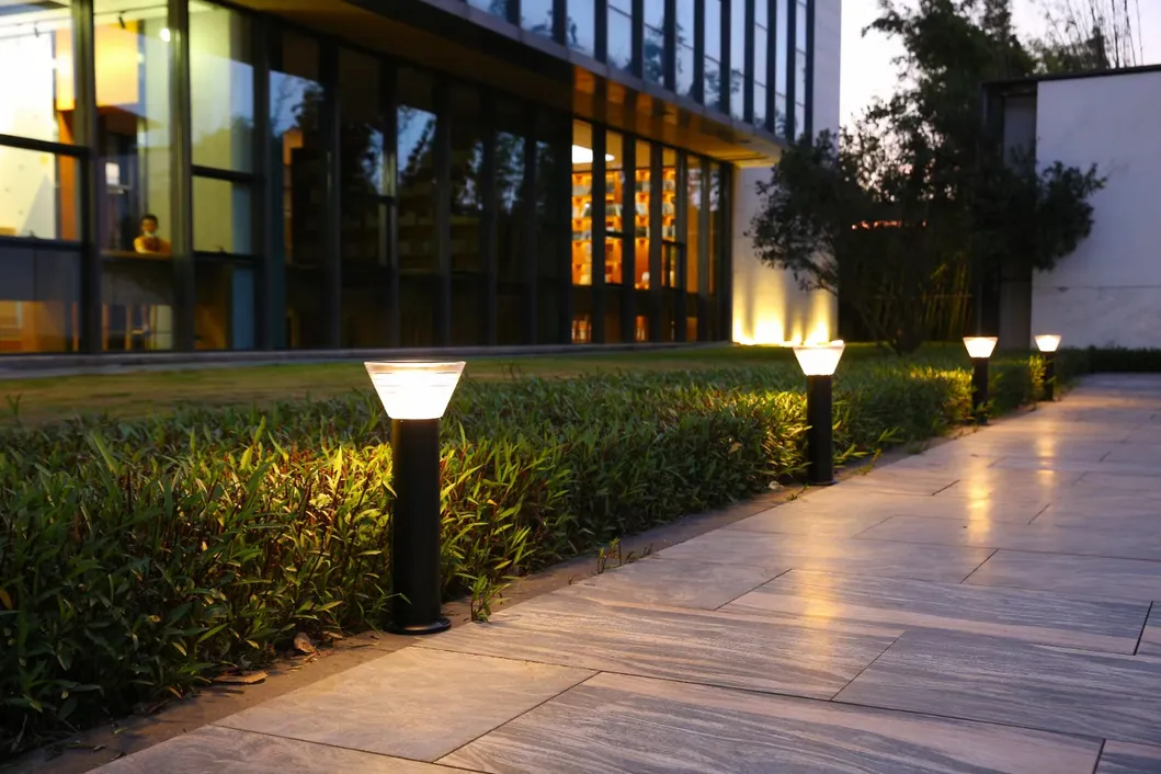 Solar Post Light 6