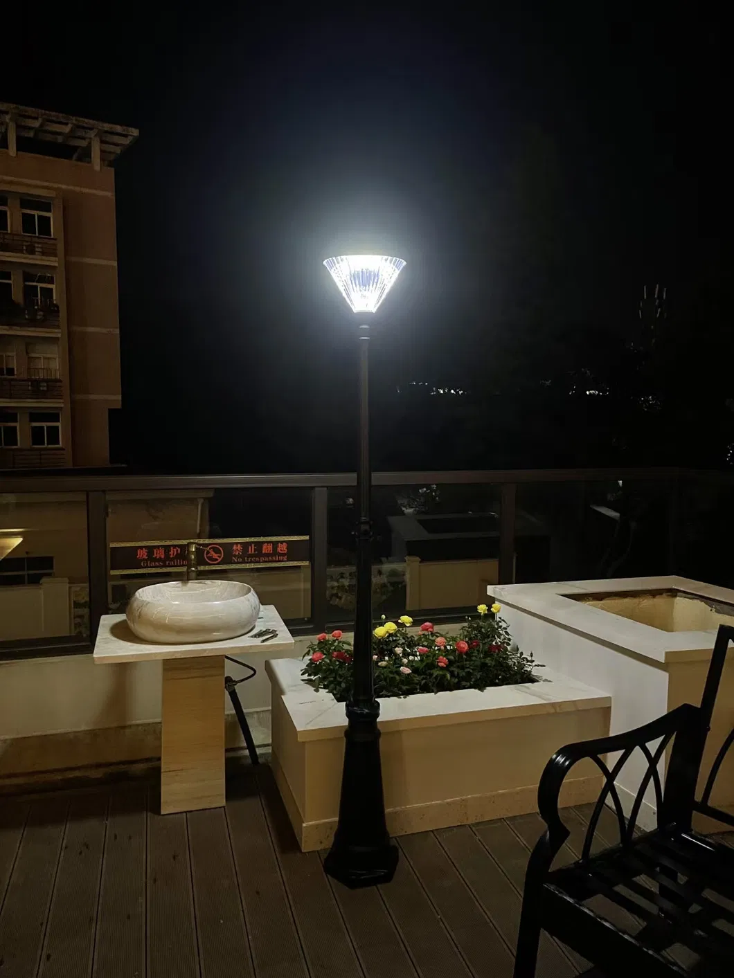 Solar Pole Light 2