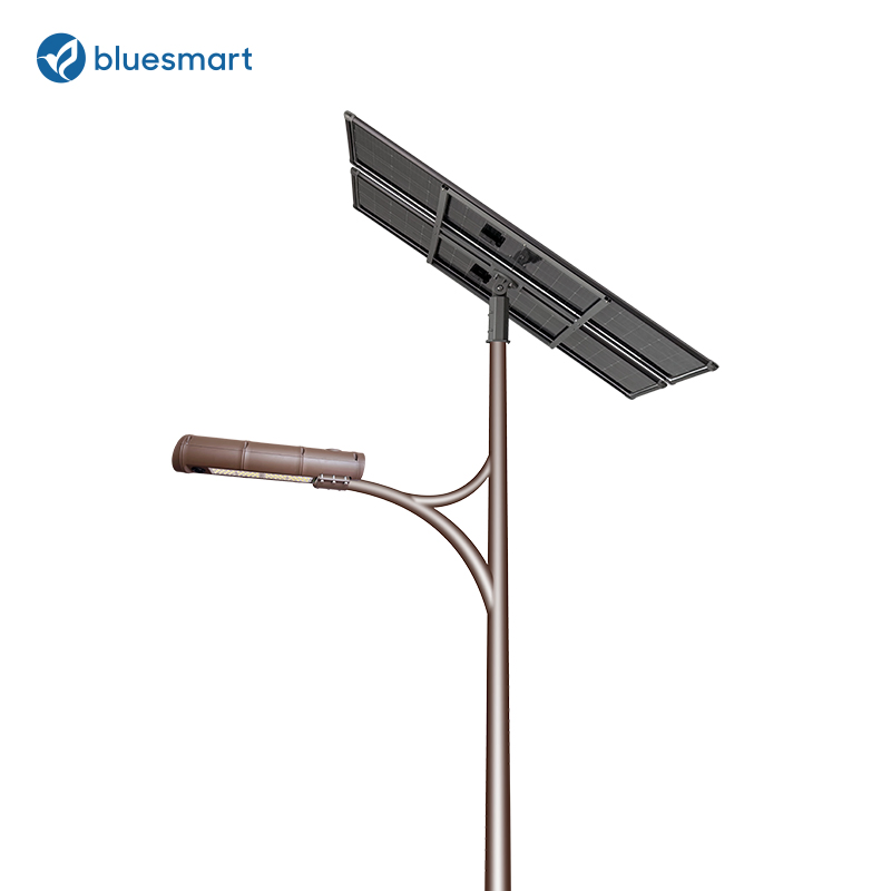 100W LED Solar Flood Light of Bluesmart with IP68 RoHS Approved