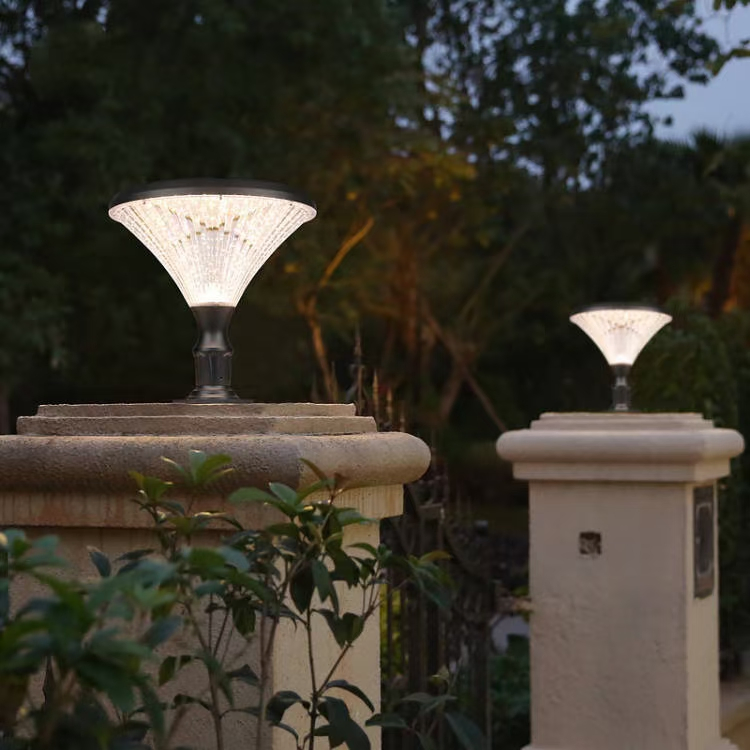 Aluminum LED Fixture with Pillar Base Solar Post-Top Light for Garden Fence Walkway Lighting Decor