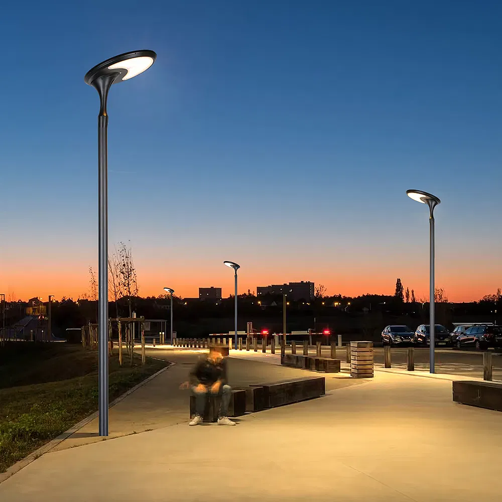 Solar Post Top Garden Light