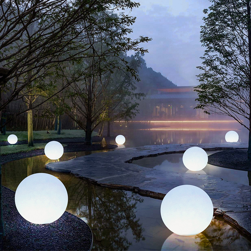 IP68 Solar DC LED Globe Light With 4000K Color Temperature Remote Control Battery Power For Garden Landscape CE Certified