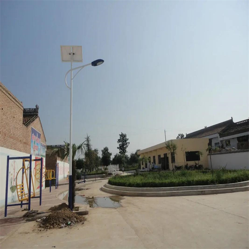 High-Quality Solar Street Light for Safe and Bright Outdoor Pathways