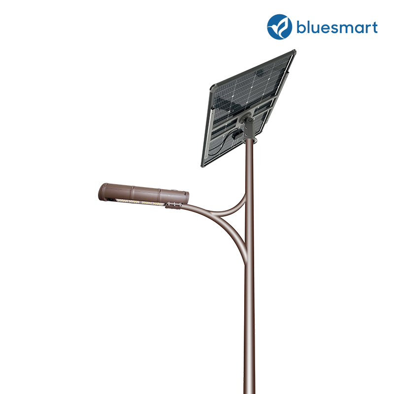 100W LED Solar Flood Light of Bluesmart with IP68 RoHS Approved