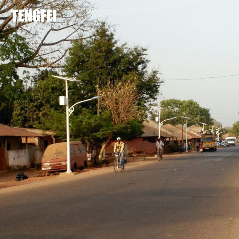 Outdoor IP65 Aluminum Smart Split Streetlight IP65 Aluminum LED Solar Flood Light for Street Road