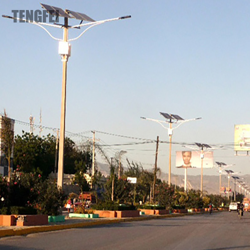 Outdoor IP65 Aluminum Smart Split Streetlight IP65 Aluminum LED Solar Flood Light for Street Road
