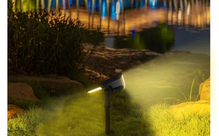 150 Degree Adjustment Waterproof Outdoor Garden Lawn Decorative Landscape Lighting Outdoor Wholesale LED Solar Spot Lights