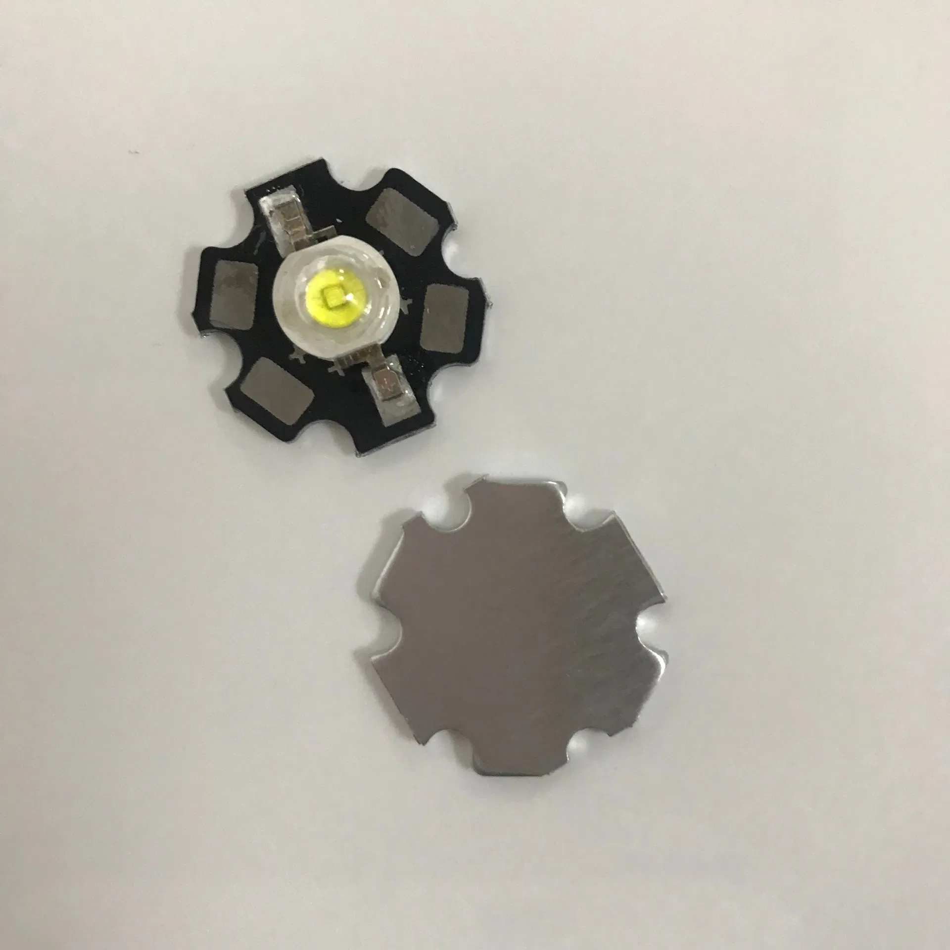 White Emitting Color Diode 3000K 3500K 5000K 6000K 1W 2W 3W High Power LED COB LED Chip with Star PCB Aluminum Heatsink Board
