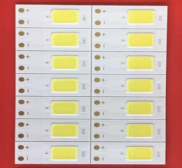 Customized H4 1030 COB LED Light Board Chip 15W LED Chip