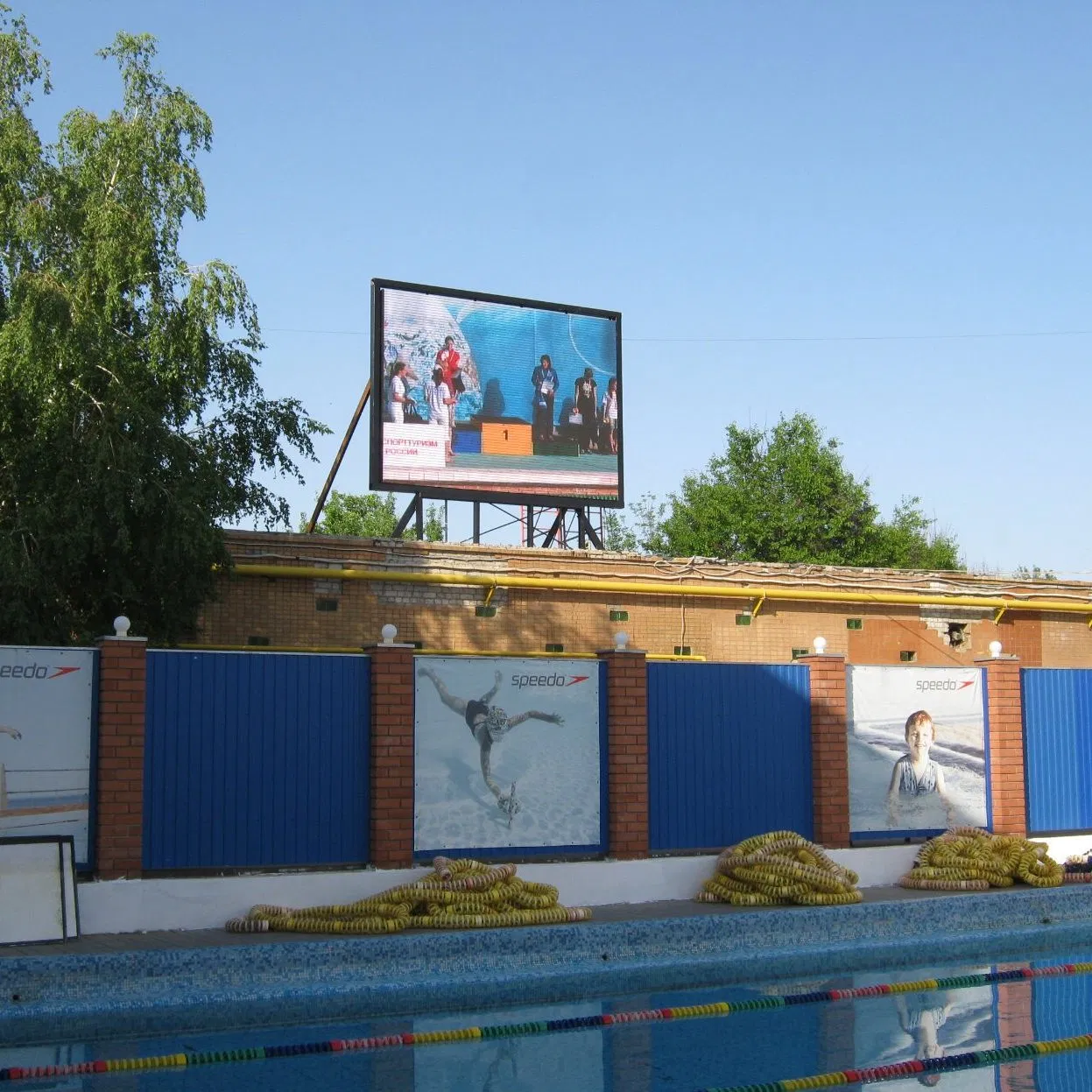 P1.95 Round Point Shape White Color LED Screen DOT Matrix Display