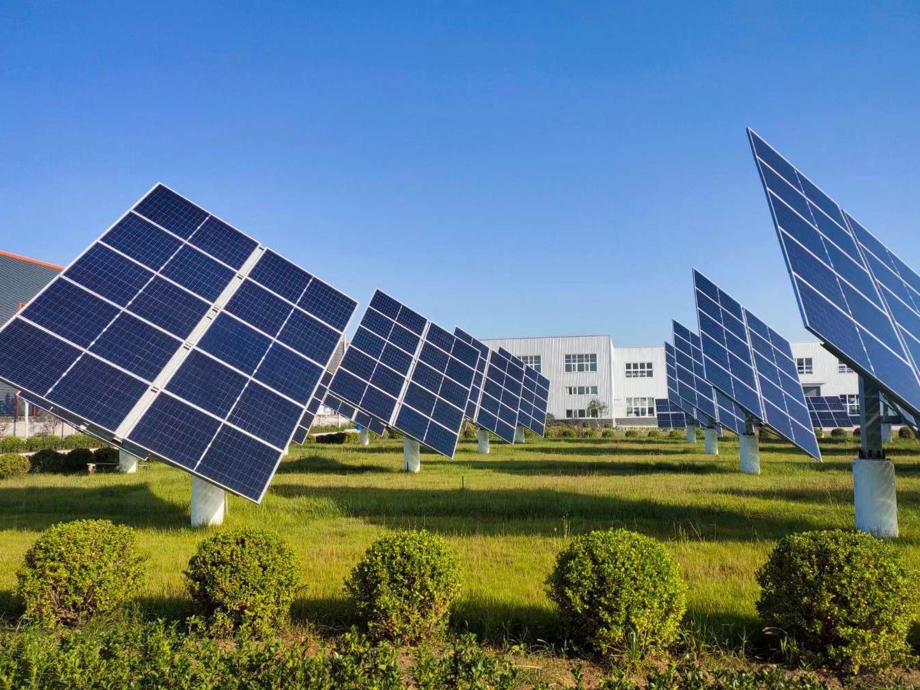 Famous ZRD-10 Dual Axis Solar Tracking System Manufacturer, Products