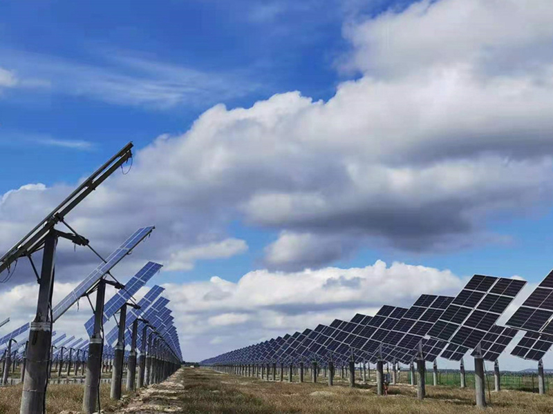 China Dual Axis Solar Tracking System Companies, Products