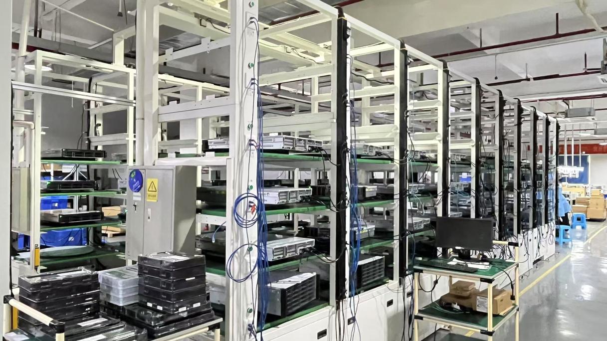 Aging test burn-in process ensuring long-term server reliability