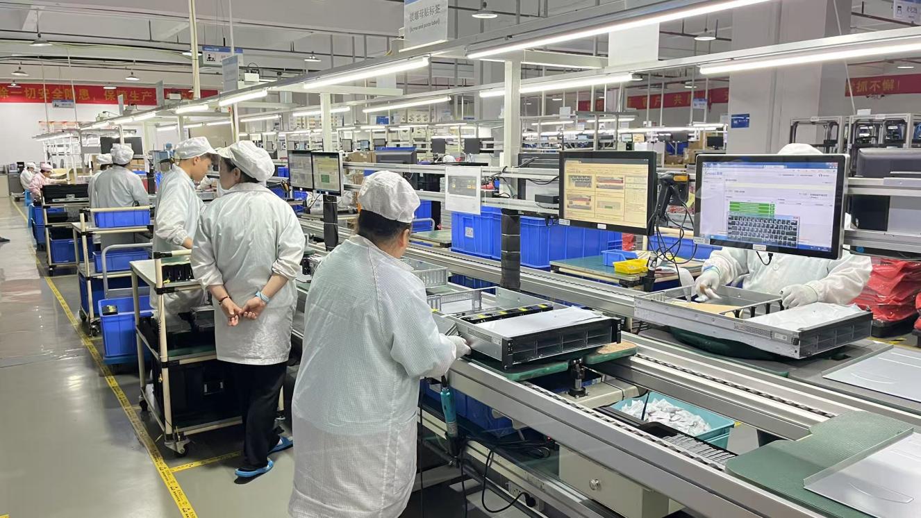 ZhiCloud AI quality control laboratory with advanced testing equipment