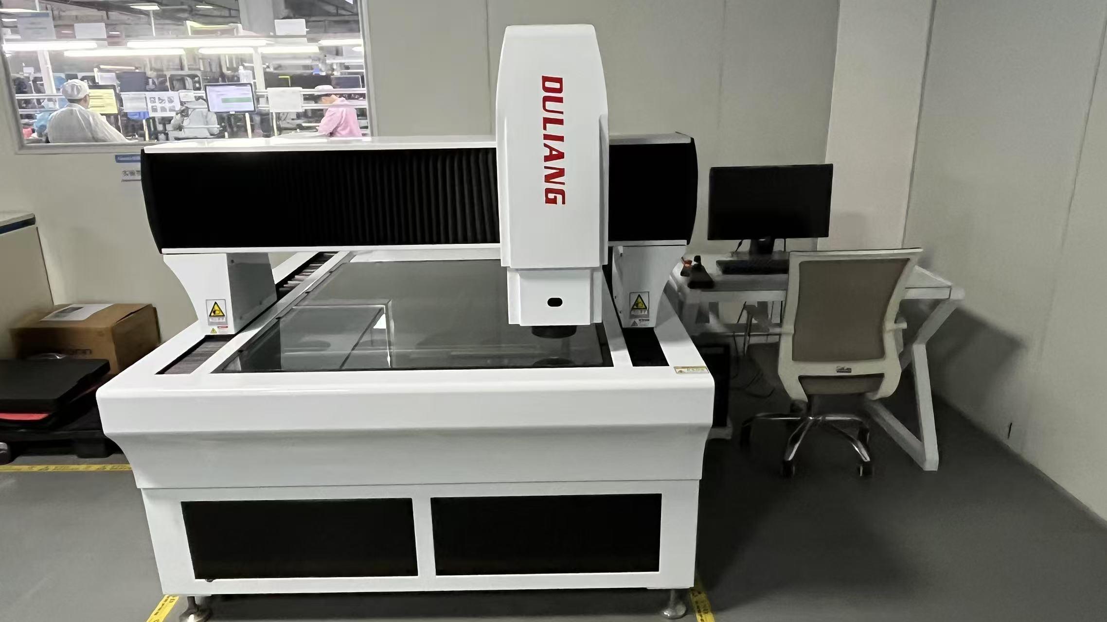 CMM coordinate measuring machine for dimensional accuracy
