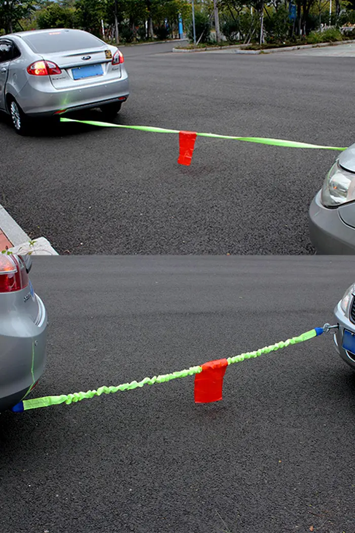 Heavy duty towing strap in vehicle recovery use