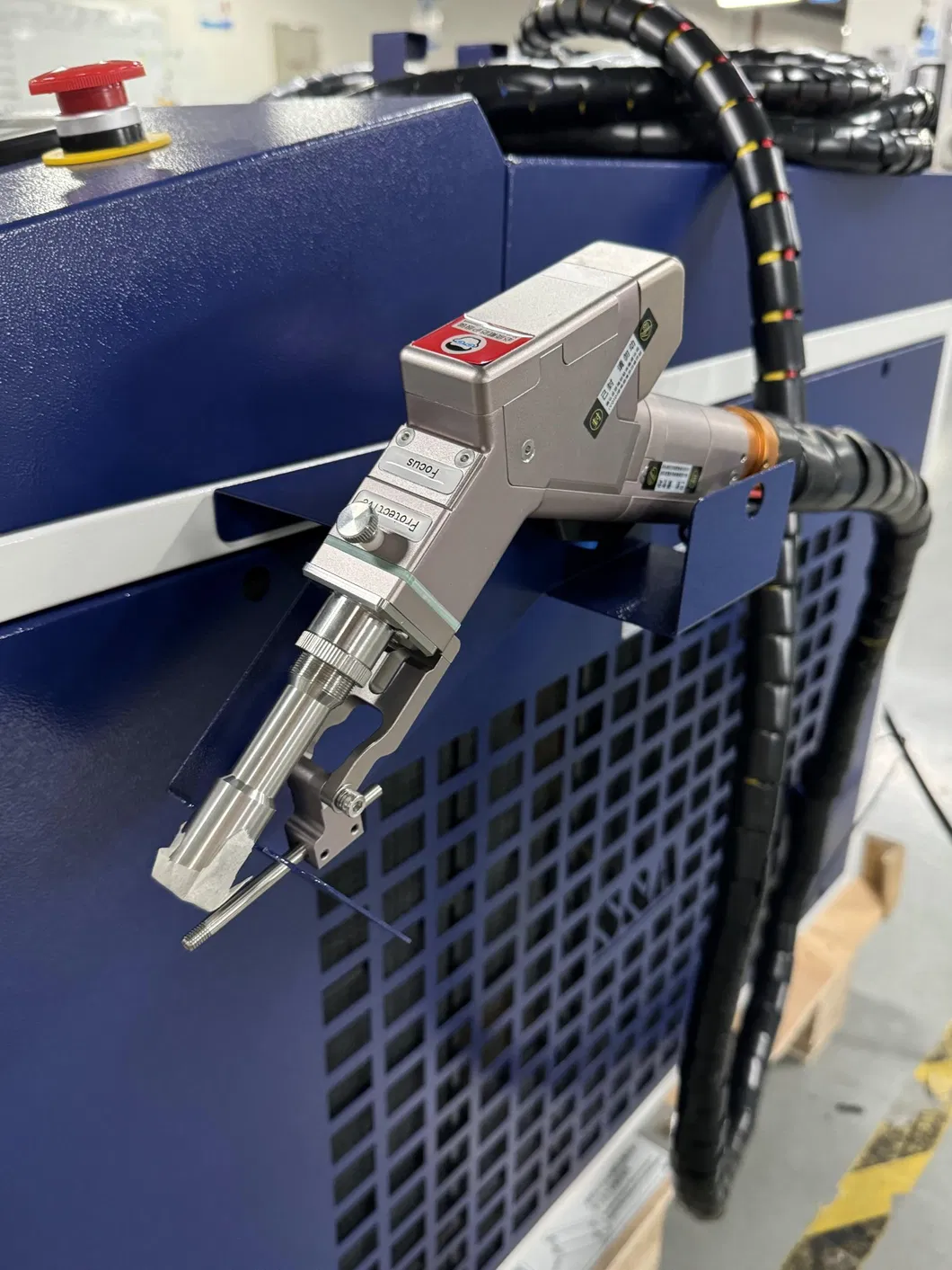 Fiber Laser Cladding Welder Machine View 1