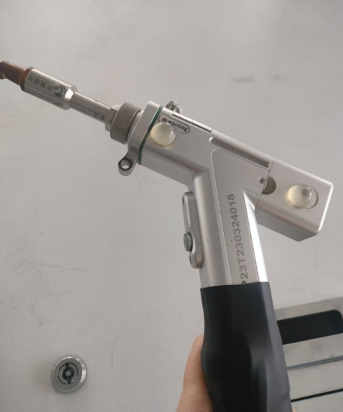 1500W Handheld Laser Welder Source Factory Direct Supply