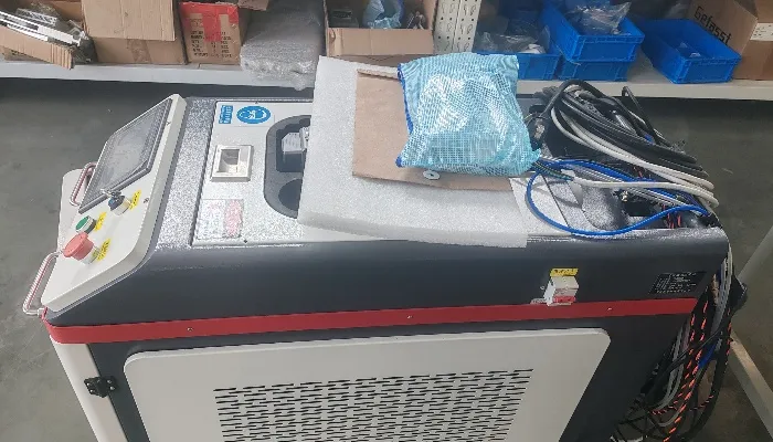 CW Fiber Laser Cleaning Machine