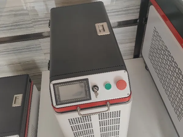 HZ-200M Pulse Laser Cleaning Machine