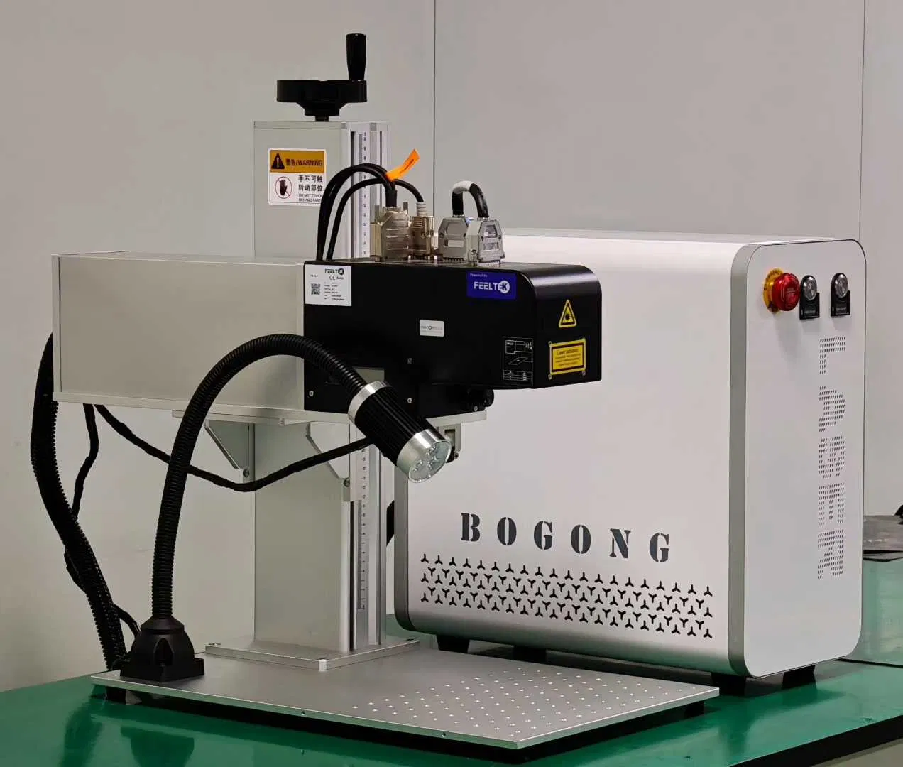 3D Fiber Laser Marking Machine Silver Gold Laser Cutting Machine Printing Ear Tag PVC ID Card Engraving Mugs Guns