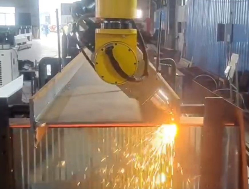 5-Axis CNC H-Beam Laser Machine for Cutting/Drilling/Milling Machine in Steel Fabrication Structure Replace 3-D Drilling Machine+ Band Saw, Su-Hb2500, 12kw