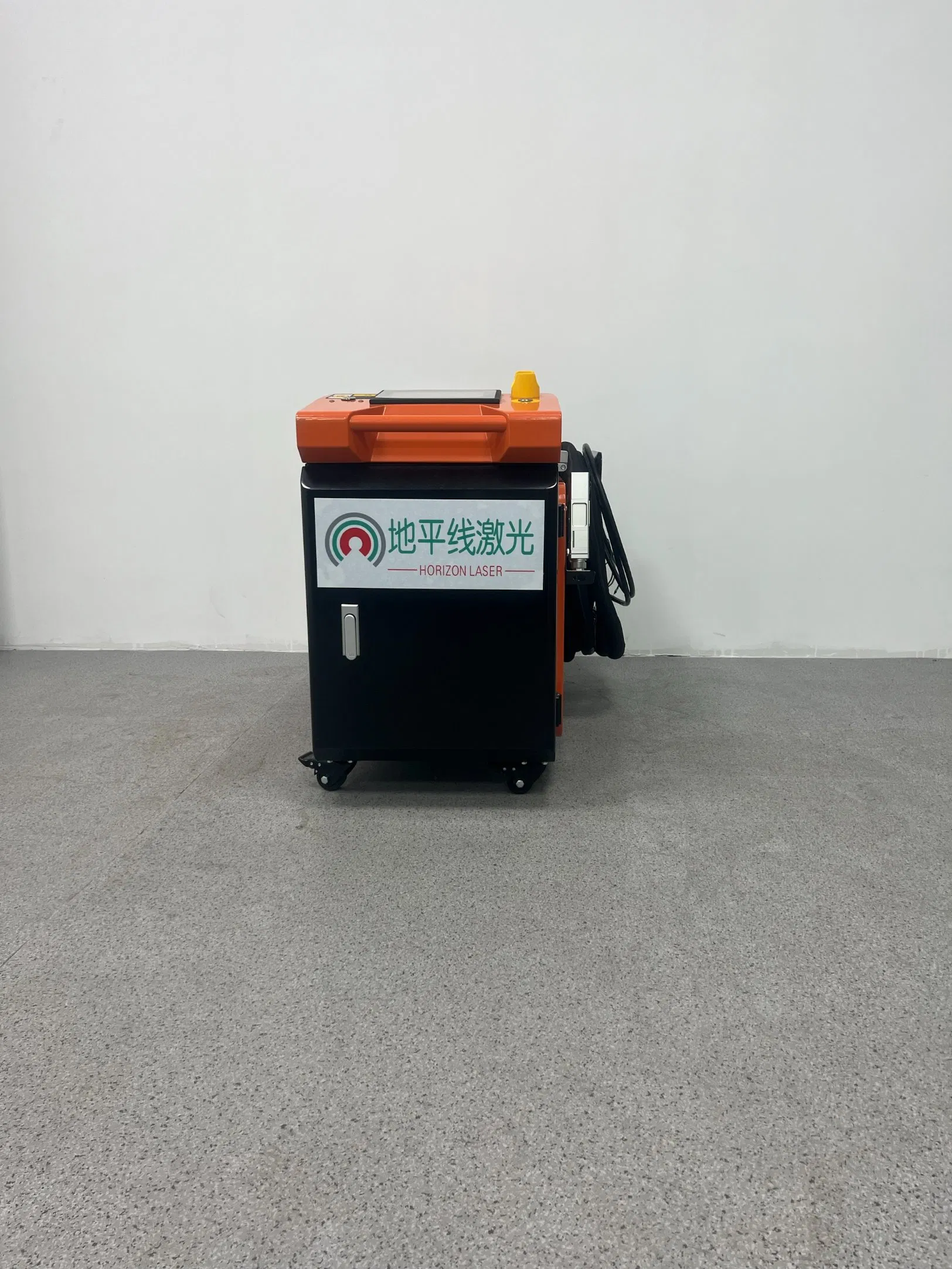 High-Power Pulsed Laser Cleaning Machine for Car Wash