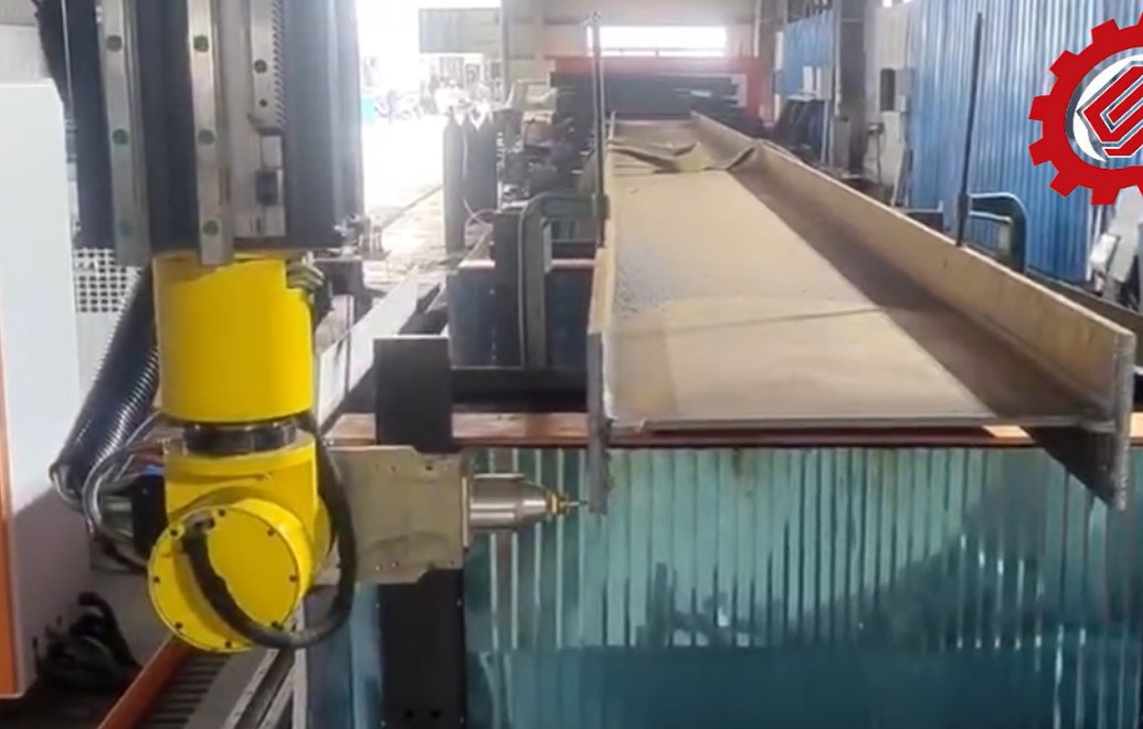 5-Axis CNC H-Beam Laser Machine for Cutting/Drilling/Milling Machine in Steel Fabrication Structure Replace 3-D Drilling Machine+ Band Saw, Su-Hb2500, 12kw