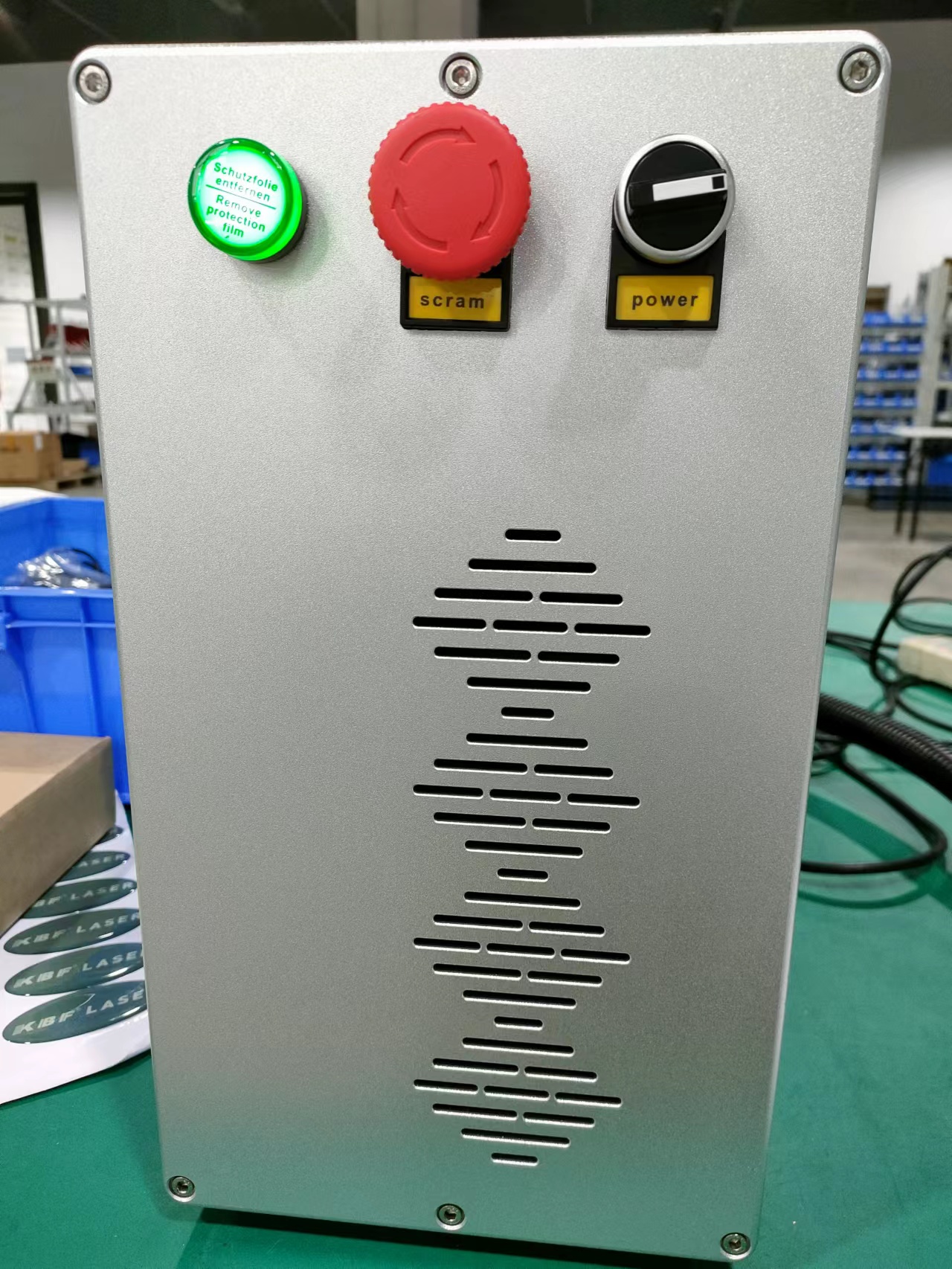 Factory 20w 30w 50w RAYCUS MAX JPT Fiber Laser Marker And Laser Marking Machine For Metal Label Logo Keyboard
