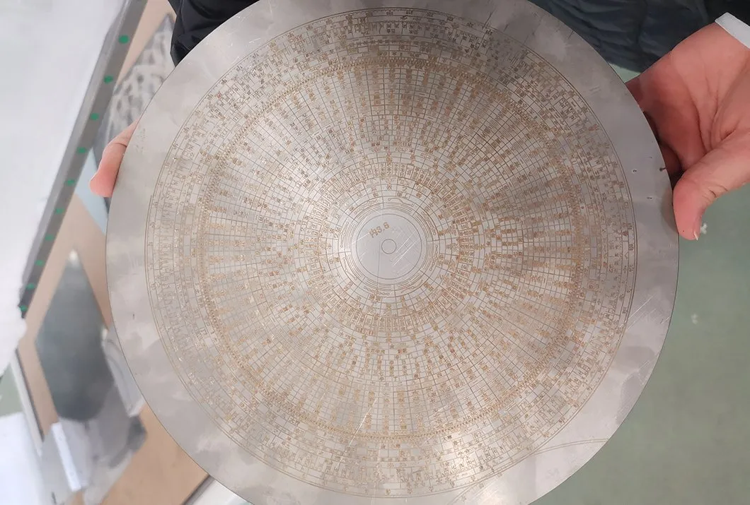 Metal engraving