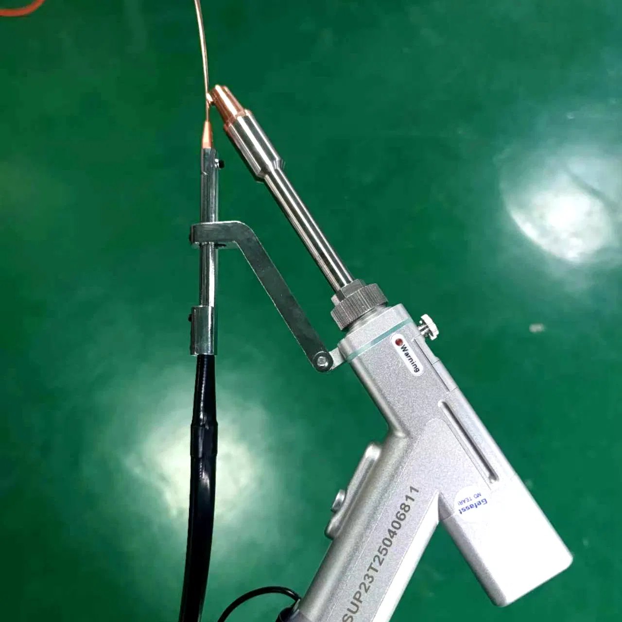 Metal Laser Welding Machine 1500W 2000W 3000W 5000W Portable 4 in 1 Handheld Laser Welder for Metal Welding Cleaning Cutting