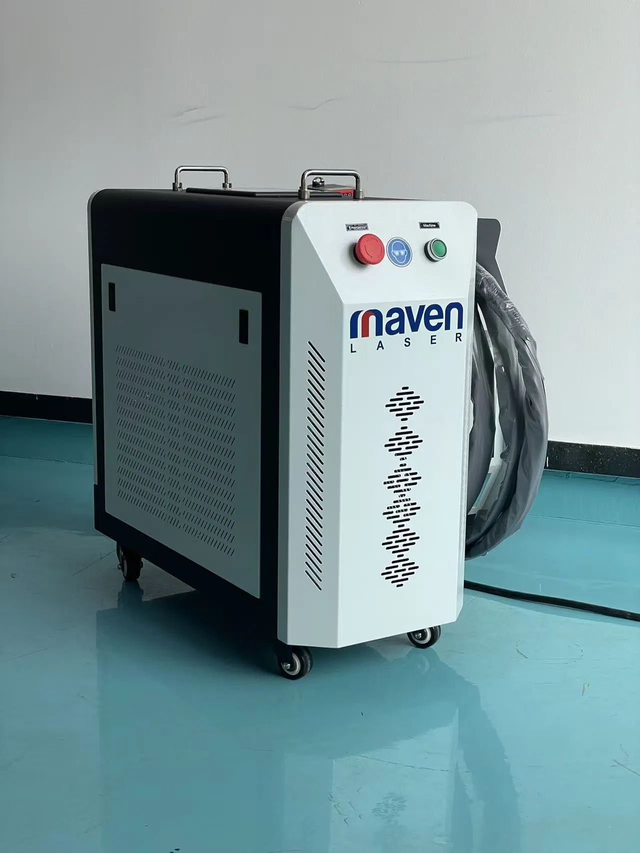 200W Handheld Pulsed Laser Cleaning Machine Air Cooled Rust Stripper for Metal