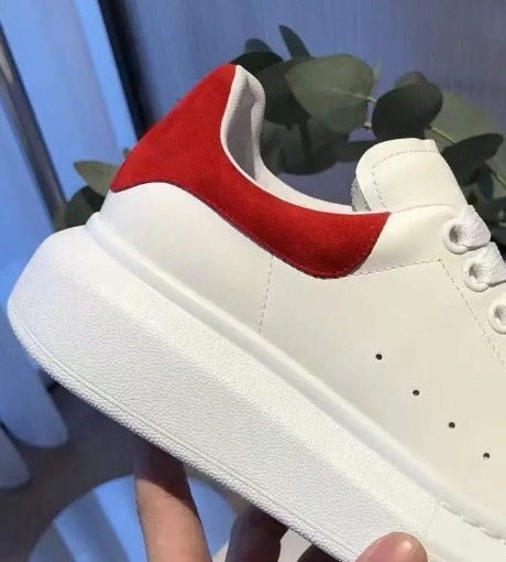 Zapatos blancos de plataforma de PU de alta calidad para mujeres, zapatillas de moda para el campus, zapatos casuales para mujeres