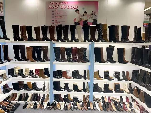 Zapatos de vestir de negocios para hombres de talla grande, zapatos casuales para hombres, zapatos versátiles para bodas