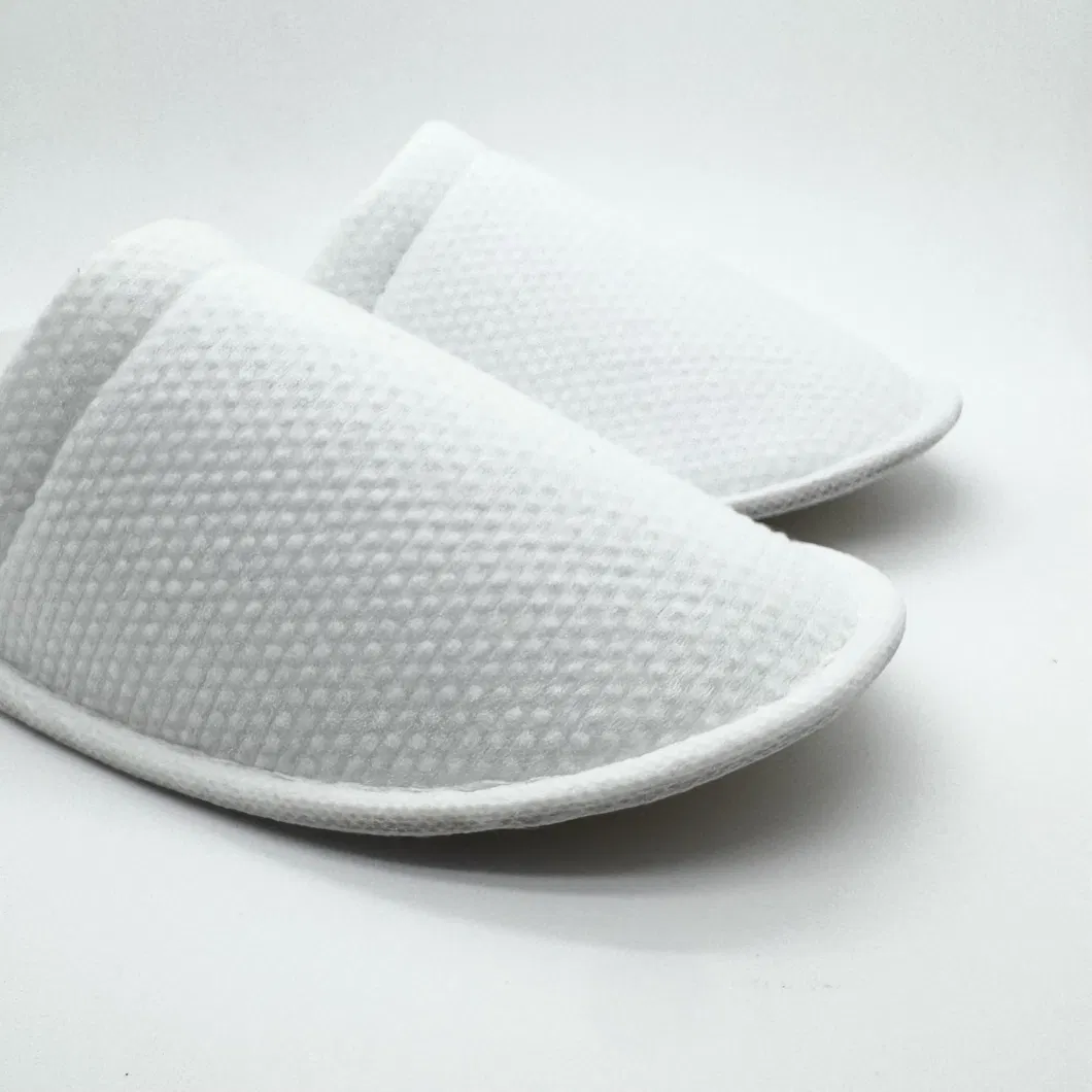 Zapatillas desechables de hotel premium con diseño de logo personalizado