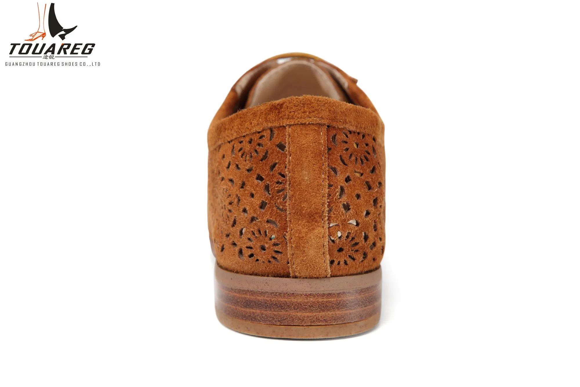 Listo para enviar cómodos zapatos casuales de cuero genuino, mocasines tallados