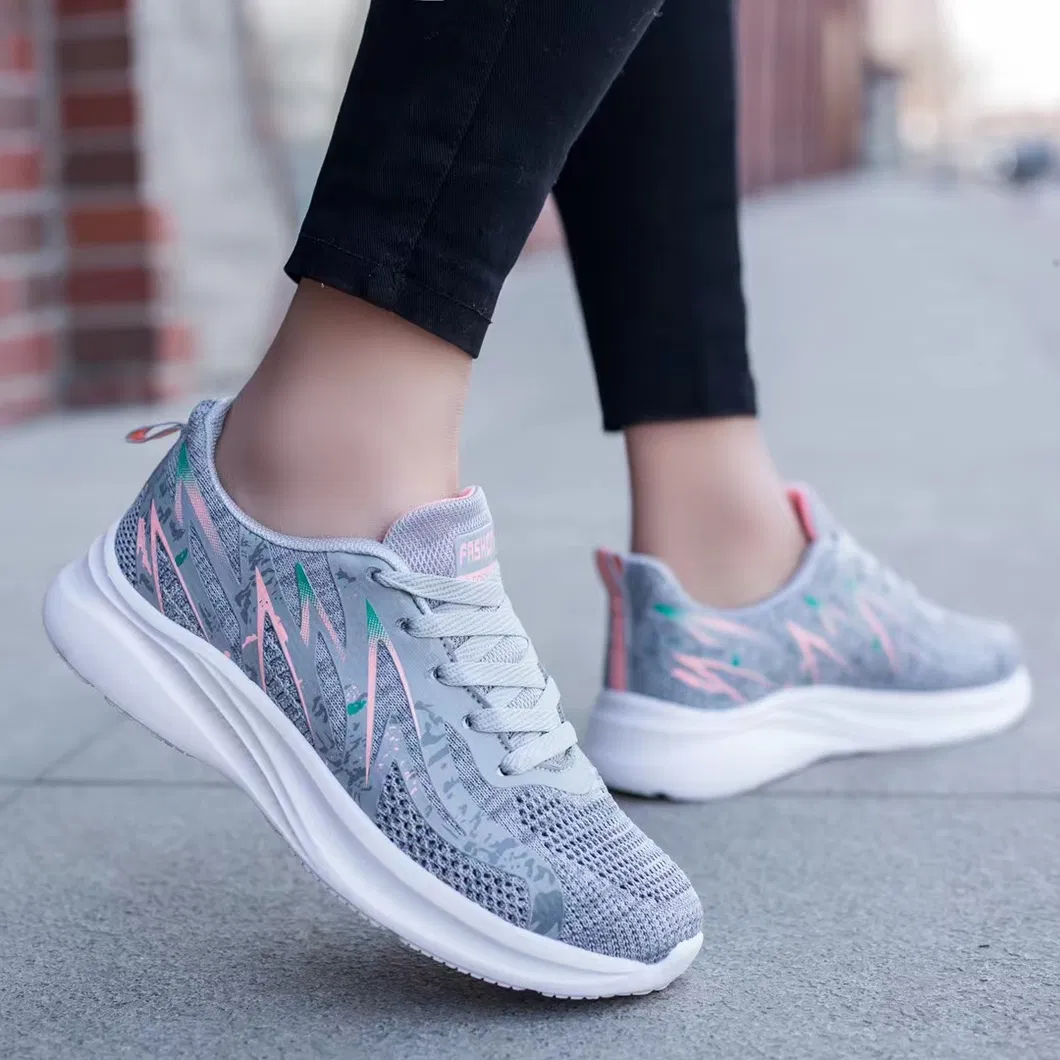 Zapatillas deportivas cómodas para mujeres y hombres, 2024 Zapatillas de correr de marca, zapatos de ocio populares, calzado en stock de bajo MOQ, nuevo estilo de zapatos deportivos de moda
