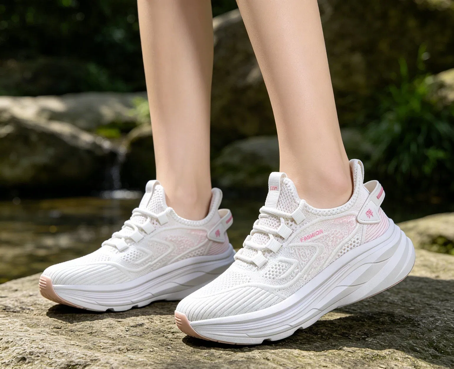 Zapato deportivo de moda cómodo y de alta calidad al por mayor, adecuado tanto para hombres como para mujeres, zapatilla de punto transpirable, zapato casual