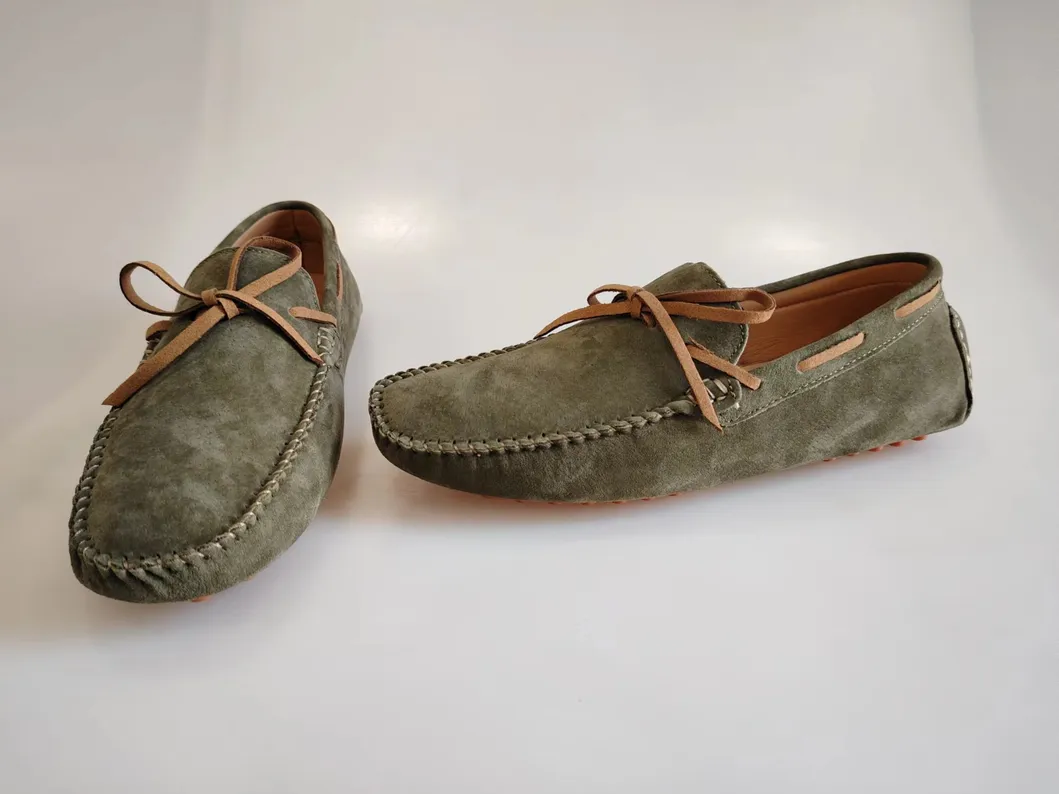 Mocasines de ante de vaca para hombre, zapatos casuales de gran tamaño