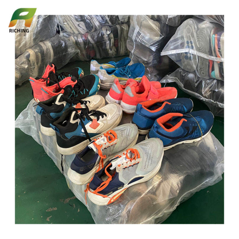 Paquete de zapatos de tacón alto de segunda mano de marca para damas