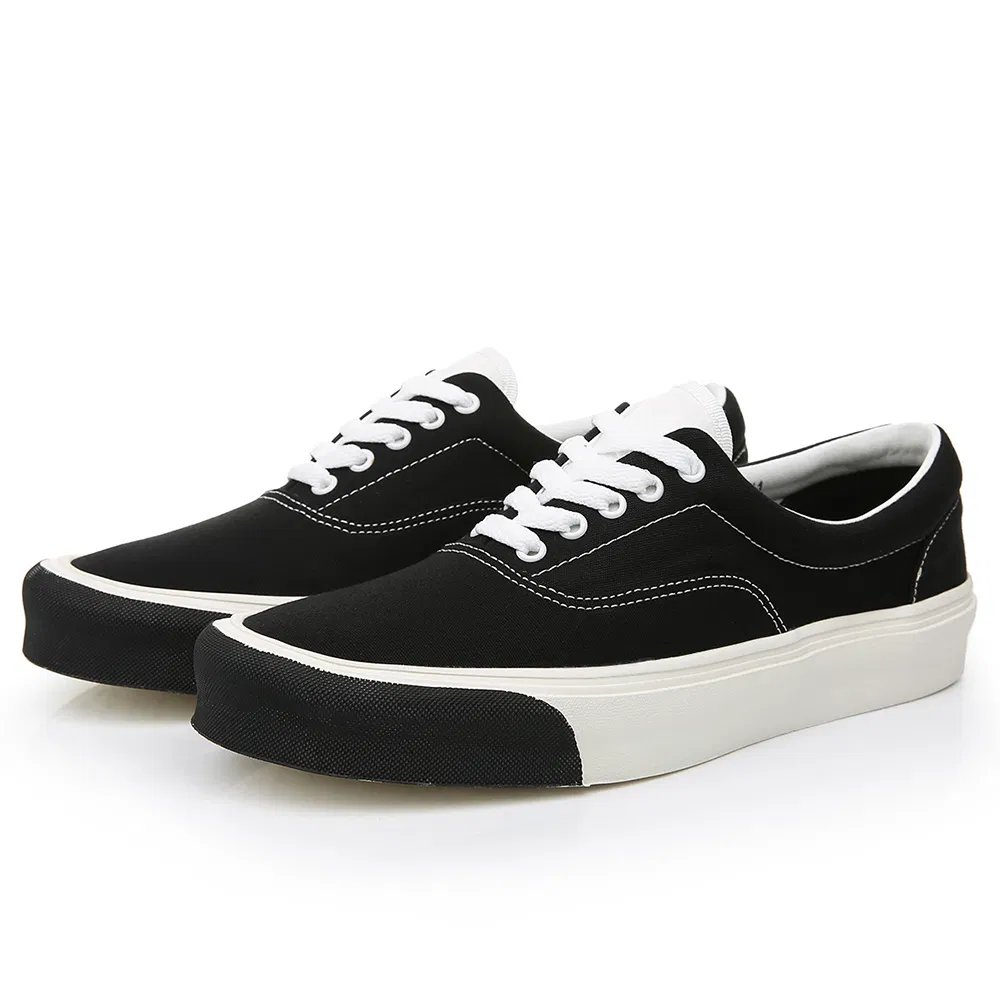 2023 Zapatillas de goma blancas