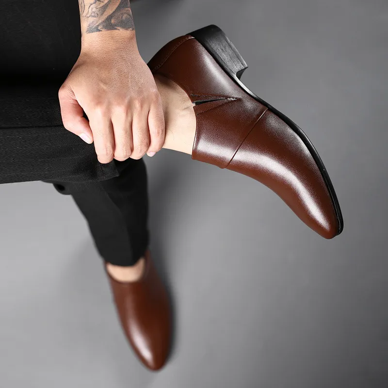 Zapatos de vestir de negocios para hombres de talla grande, zapatos casuales para hombres, zapatos versátiles para bodas