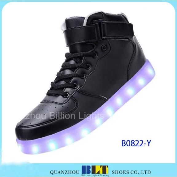 Nuevos zapatos LED ligeros casuales para mujeres y hombres