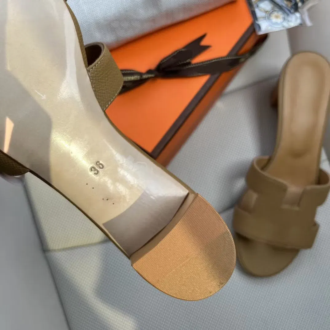 Mejores Vendedores 1:1 Réplica con Cajas de Logo Originales Diseñador Nuevas Cuñas de Verano Plataforma con Soporte de Arco Zapatos de Mujer Chanclas Zapatillas Sandalias para Mujeres y Damas