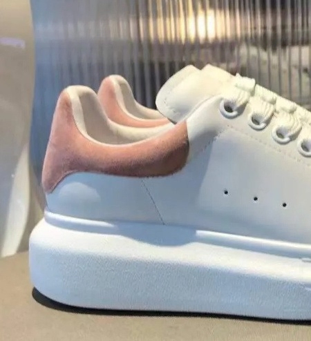Zapatos blancos de plataforma de PU de alta calidad para mujeres, zapatillas de moda para el campus, zapatos casuales para mujeres