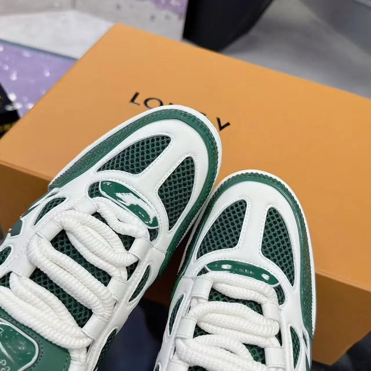 Proveedor de China Zapatillas Deportivas al por mayor Réplica de Marca 1: 1 Copia Espejo Atlética de Lujo para Baloncesto Caminata Correr Zapatillas